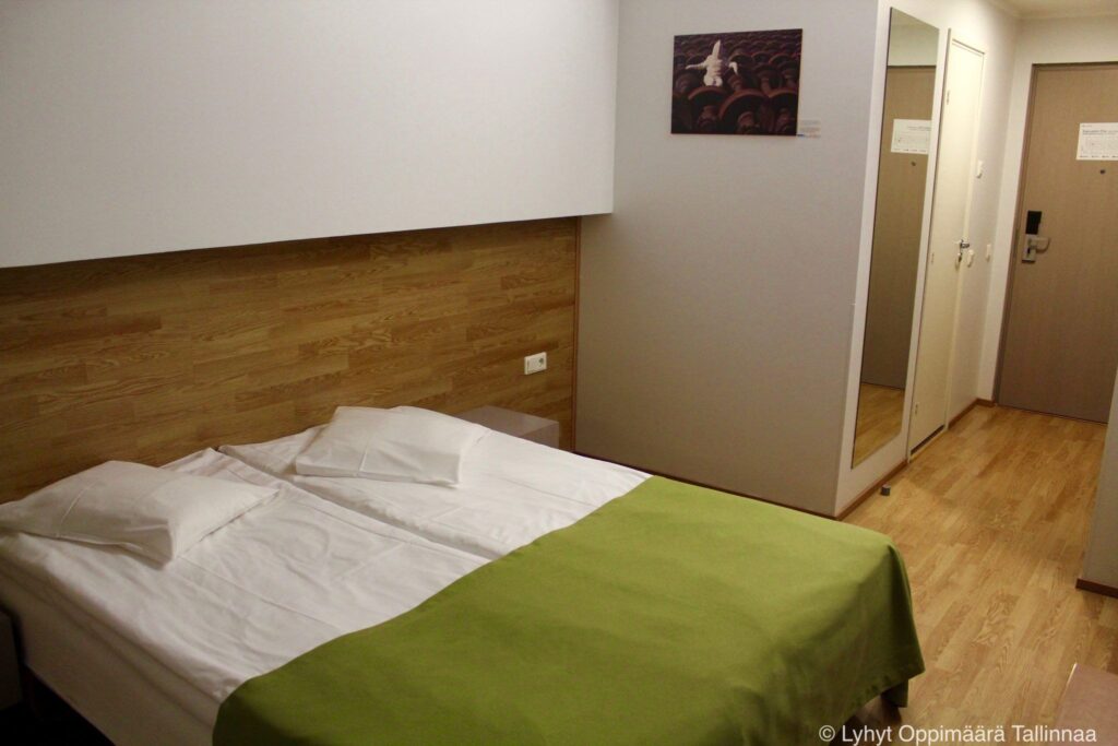 Go Hotel Shnelli 1