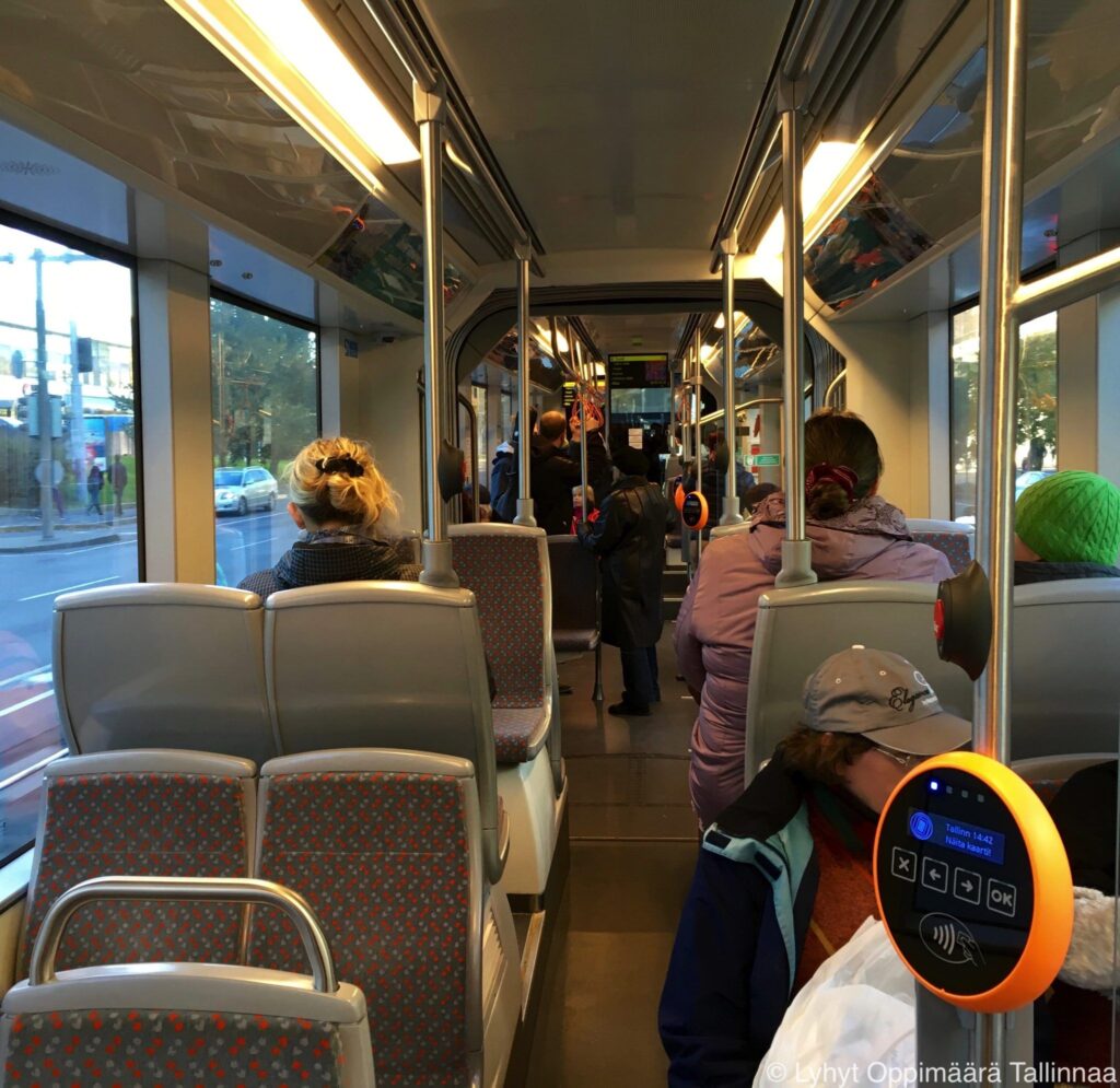 Tallinnan Uudet Raitiovaunut 33