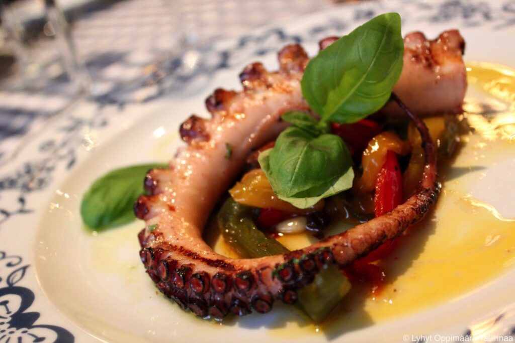 Tallinnan Ravintola La Bottega 8