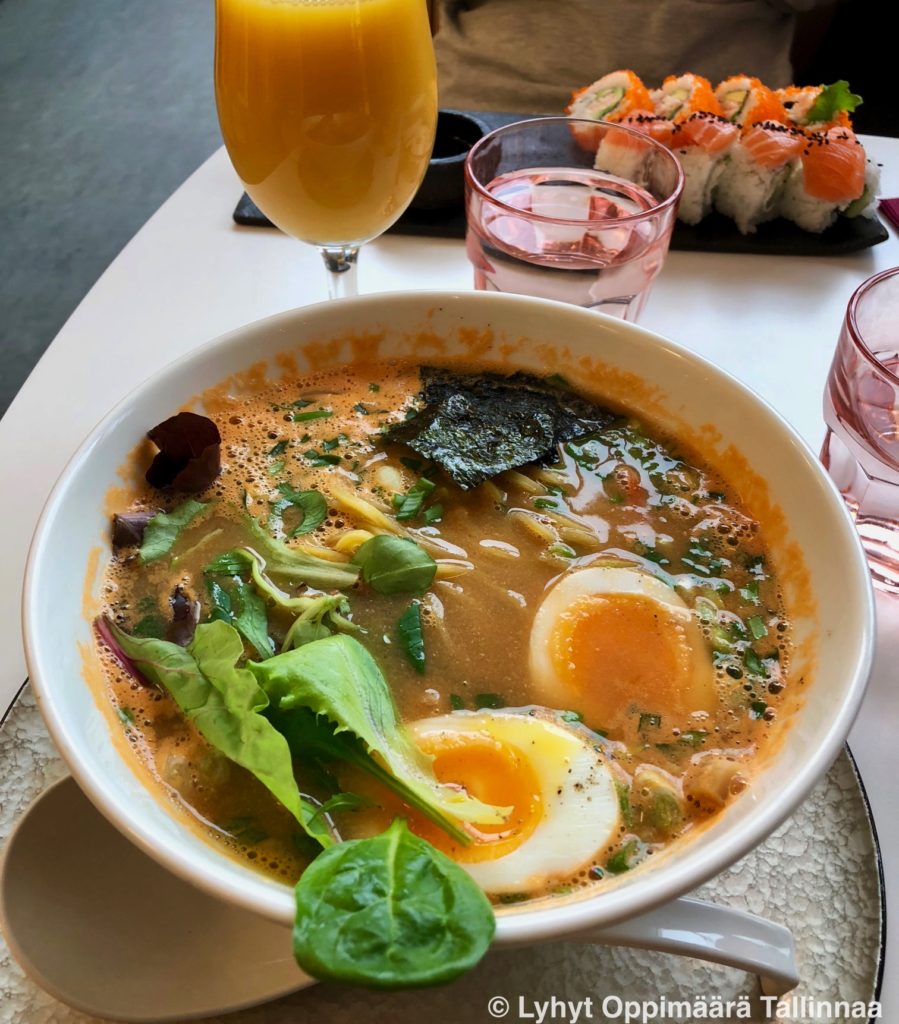 Tallinnan Sushi ja Ramen Ravintola Tokumaru 9190