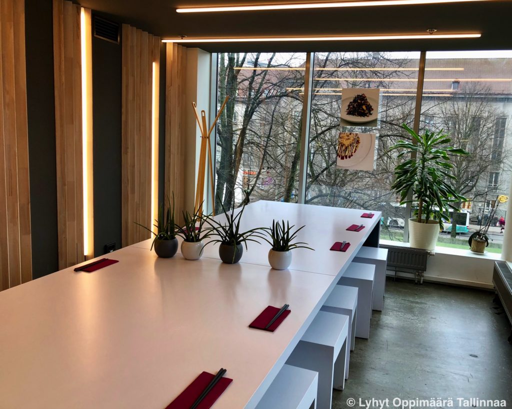 Tallinnan Sushi ja Ramen Ravintola Tokumaru 9194