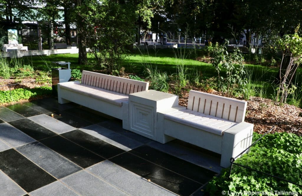Tammsaarenpuisto Tallinna 7895