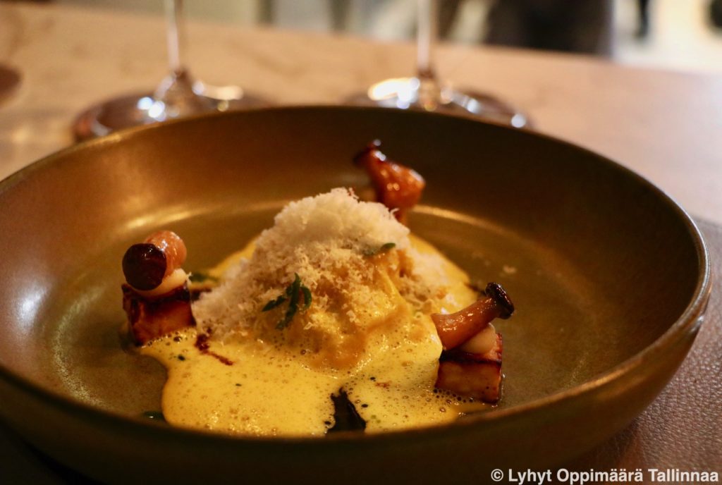 180 Degrees Tallinna 1882