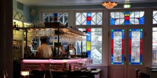 Ravintola Lee Tallinnan vanhassakaupungissa