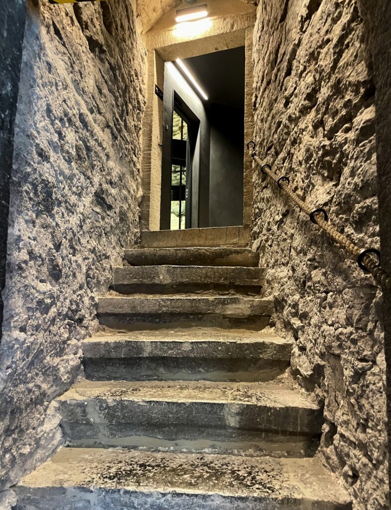 Nigulisten Kirkko 12