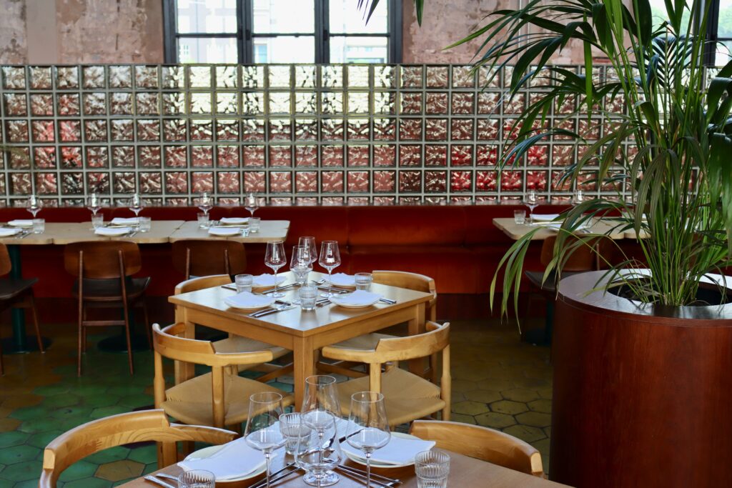 Uma Ravintola Tallinna Noblessner 1