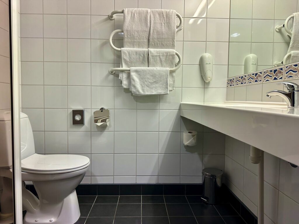 Tallink Express Hotelli Kylpyhuone