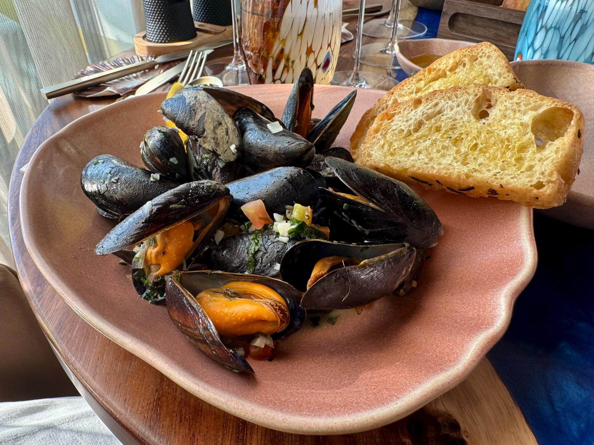 La Prima Noble Sinisimpukat