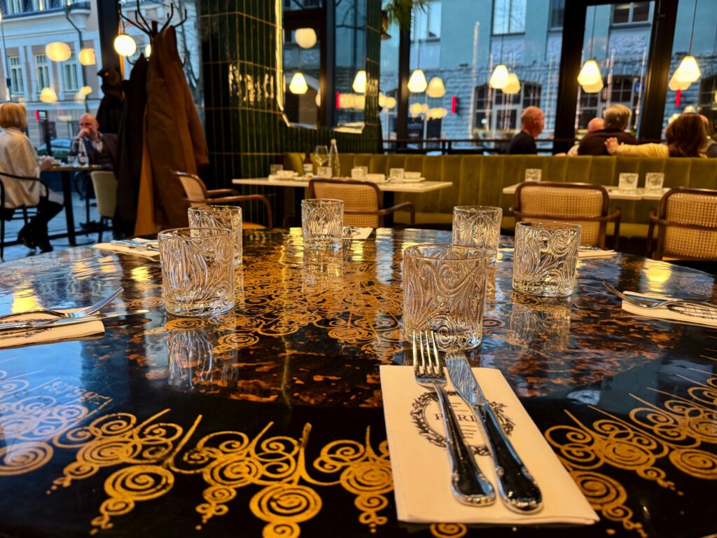 PÄRIS Ravintola Tallinna 8