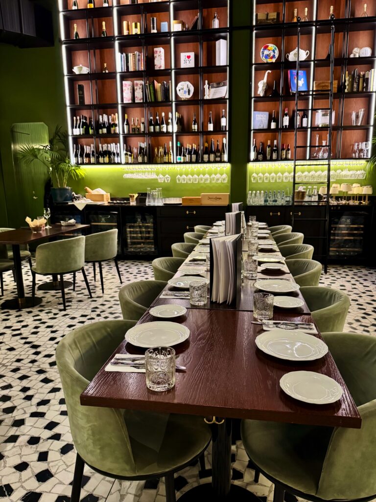 PÄRIS Ravintola Sisustus 2