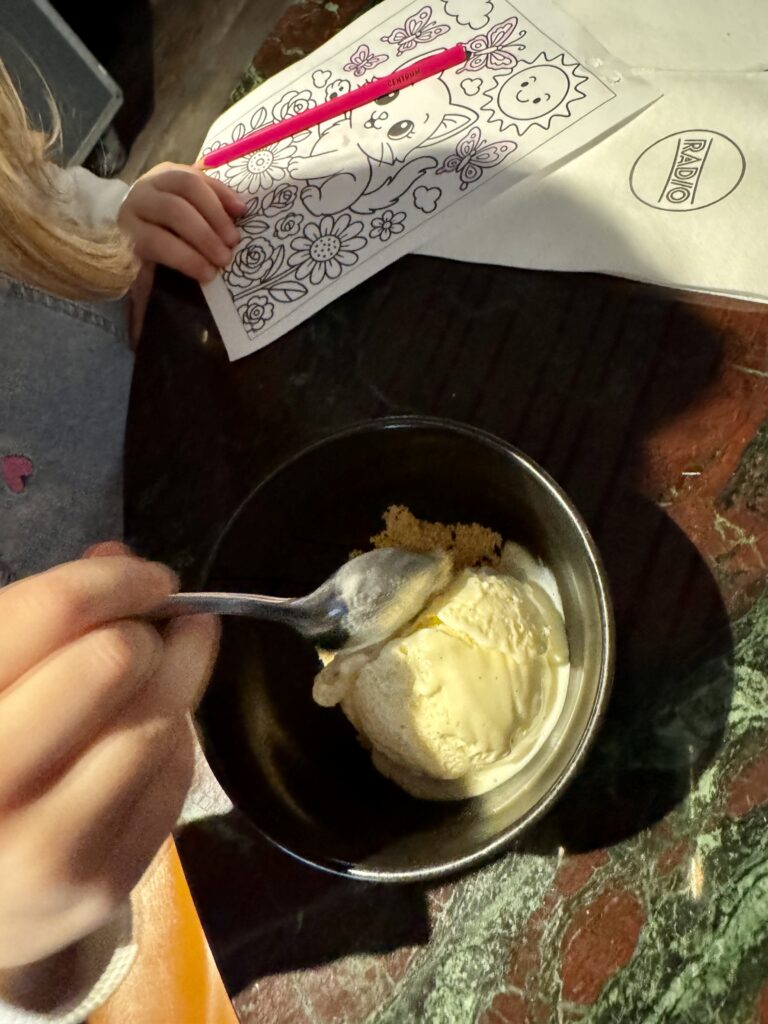 Radio Ravintola Lapsiystävällinen