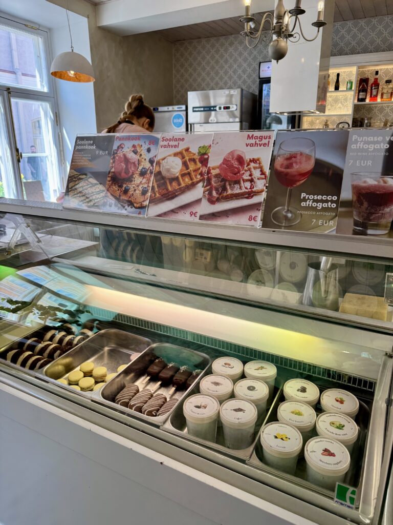 Gelato Ladies Jäätelökioski 12