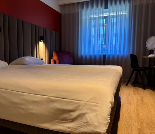Tallink Express Hotel Tallinnassa: Tyylikkäästi Uudistettu Hotelli Tallink Express Hotelli 93